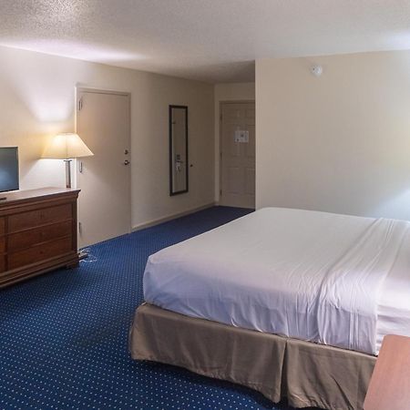 Cottonwood Suites Savannah Hotel & Conference Center Pooler Kültér fotó