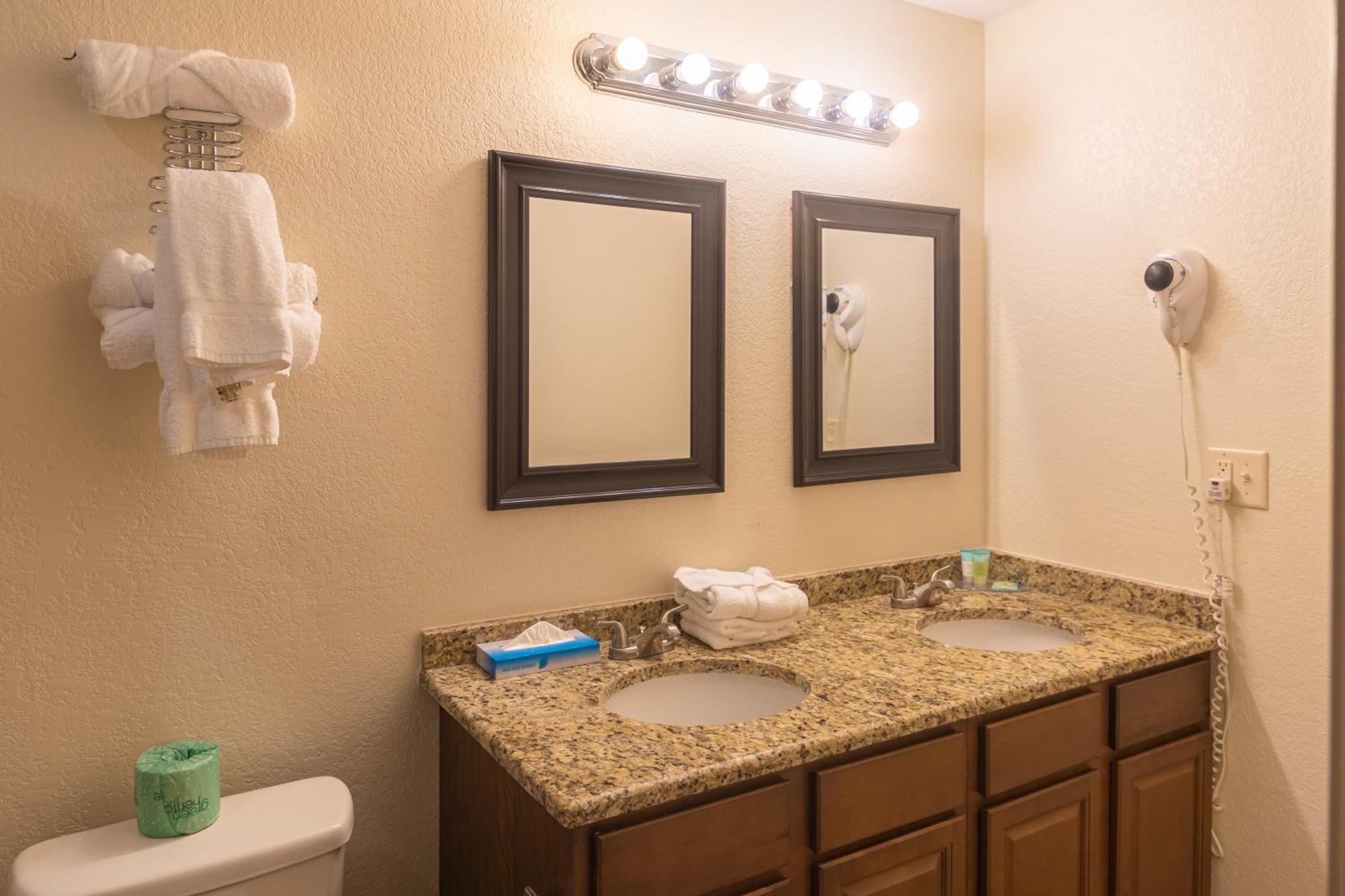 Cottonwood Suites Savannah Hotel & Conference Center Pooler Kültér fotó