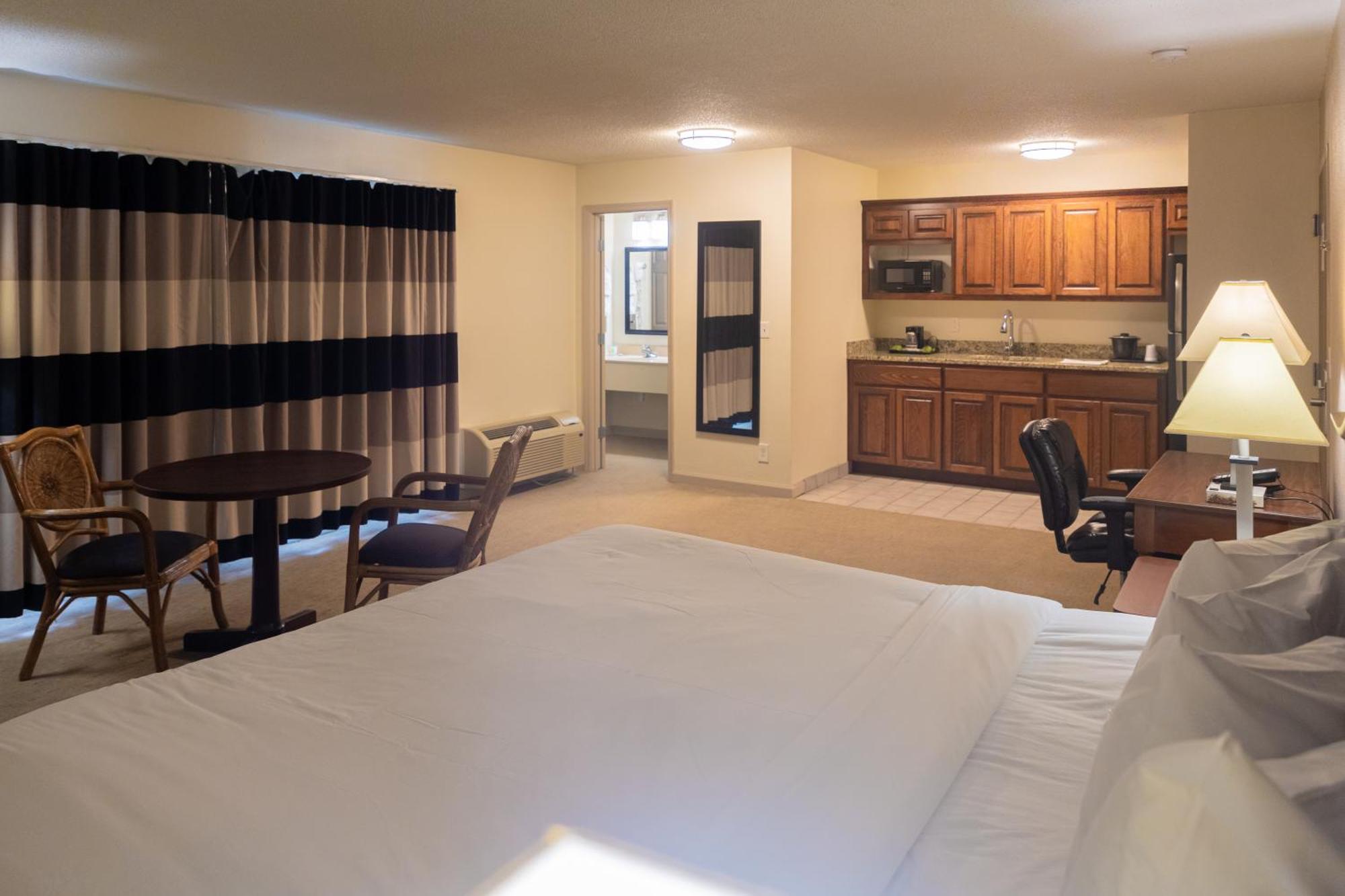 Cottonwood Suites Savannah Hotel & Conference Center Pooler Kültér fotó